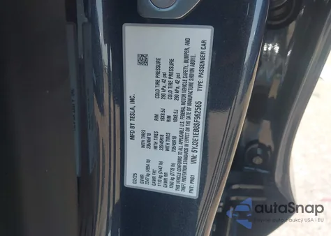 2025 Tesla Model 3 Long Range All-Wheel Drive из США, поврежденный, VIN 5YJ3E1EB8SF962565